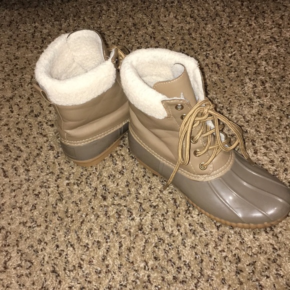 Duck boots - Picture 2 of 3